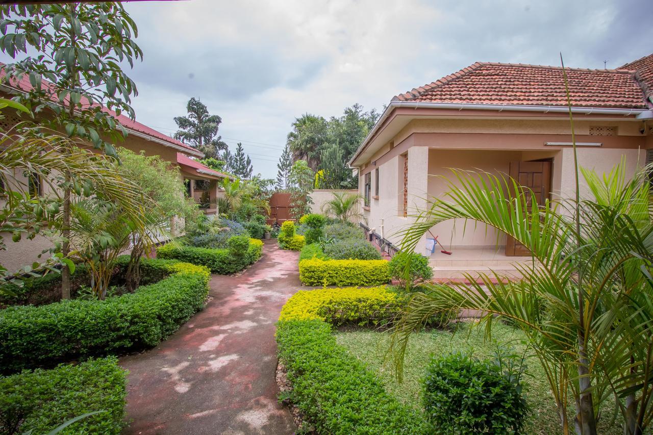 Tuzza Hotel Bushenyi 외부 사진