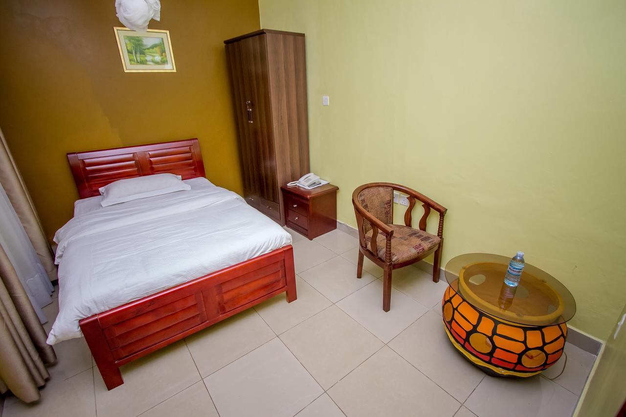 Tuzza Hotel Bushenyi 외부 사진