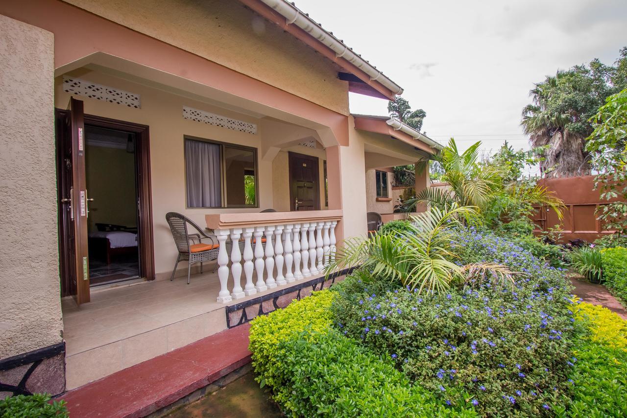 Tuzza Hotel Bushenyi 외부 사진