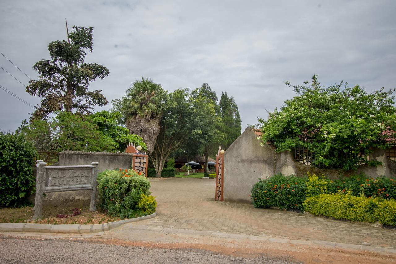 Tuzza Hotel Bushenyi 외부 사진