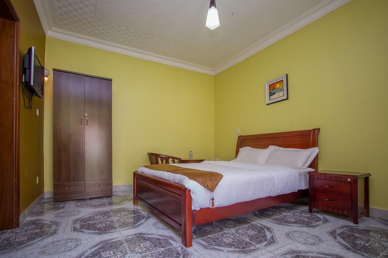 Tuzza Hotel Bushenyi 외부 사진