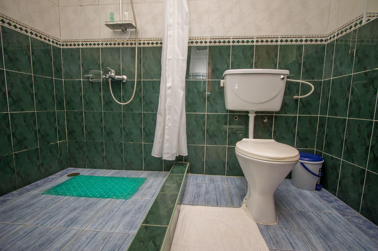 Tuzza Hotel Bushenyi 외부 사진