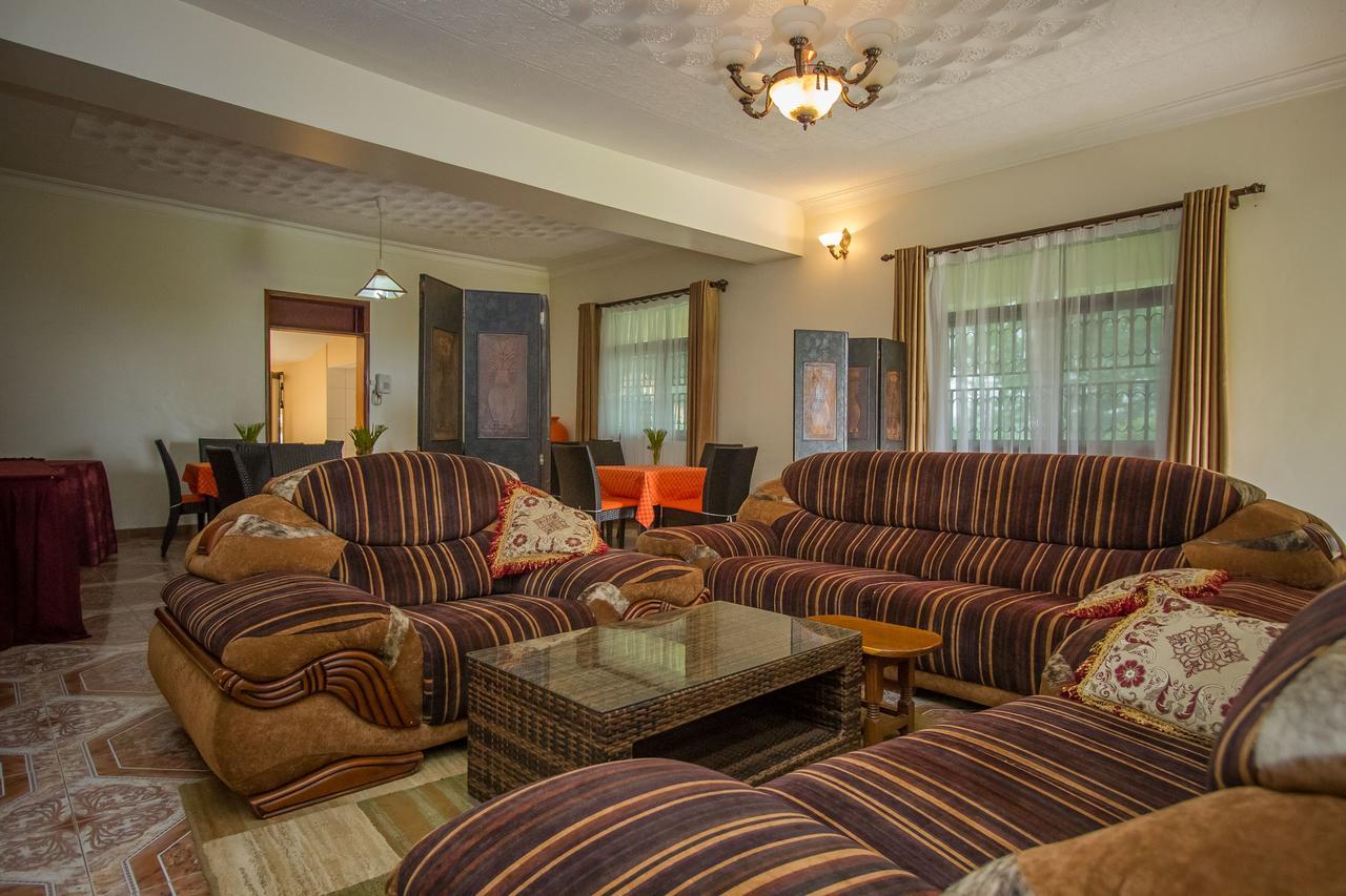 Tuzza Hotel Bushenyi 외부 사진